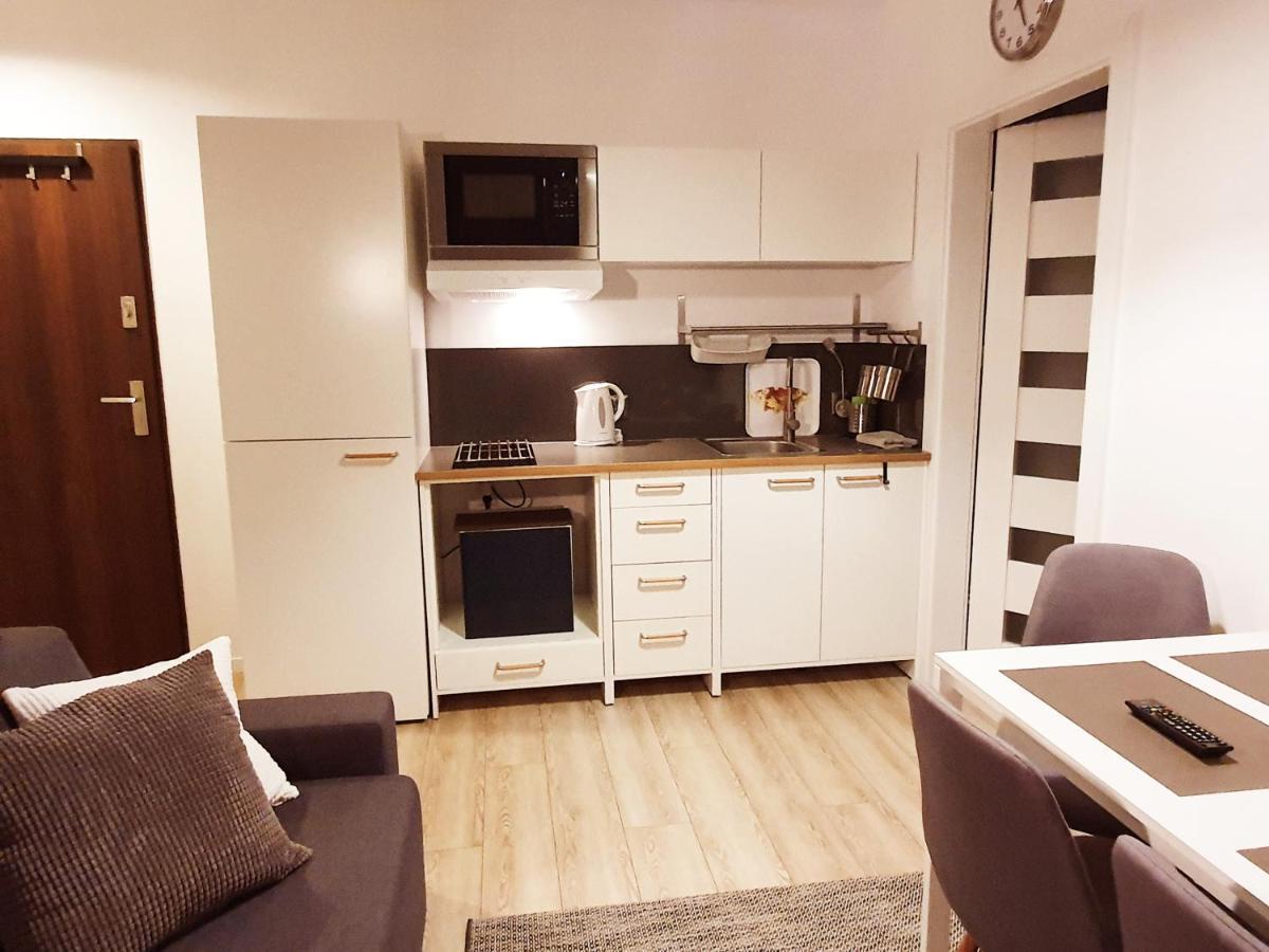 Dom Przy Plazy Apartment อุสตรอเนียมอร์สเกีย ภายนอก รูปภาพ